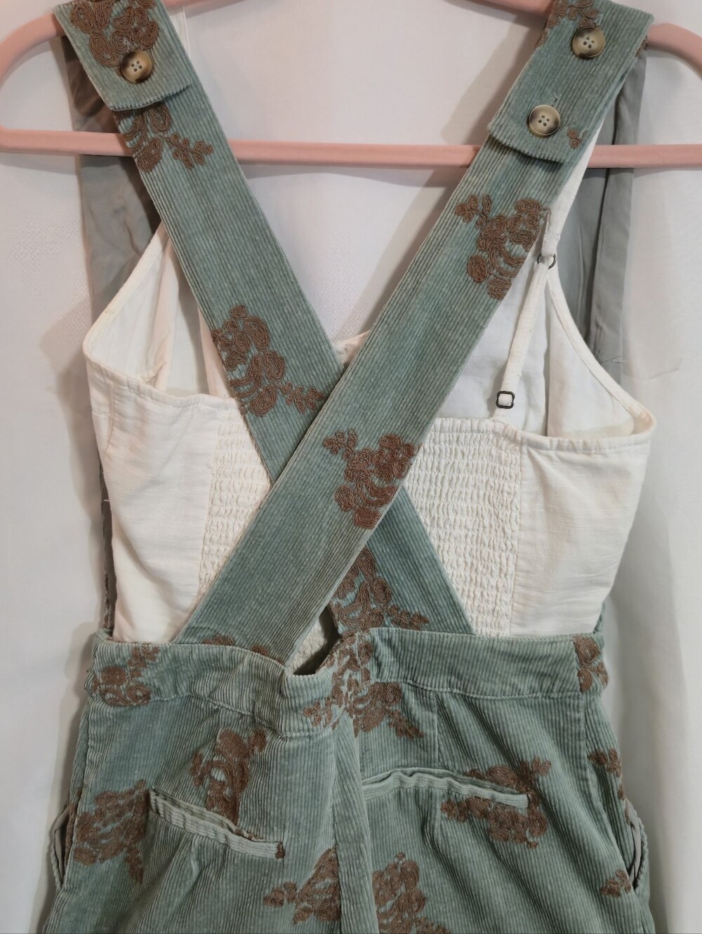 Mystree Sage Green Floral Jumpsuit with Brown Accents - Picture 4 of 14